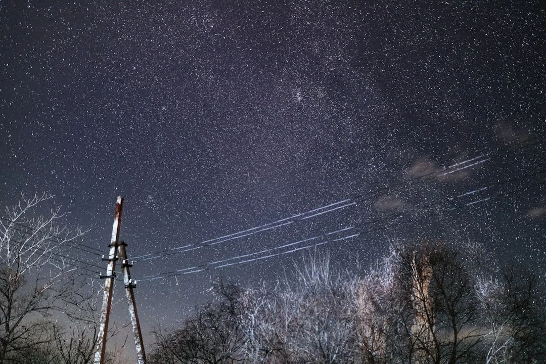 Starlink 没违规，所以不修——这才是最难看的地方