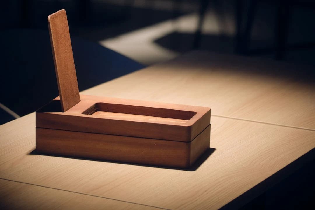 从零造一个 Holocron：把备份的最后一道防线交给朋友