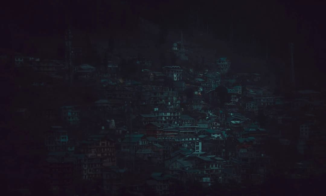 同一个地方，两家地图画出来的不是一张图：从 SourceCache 读到 Painter