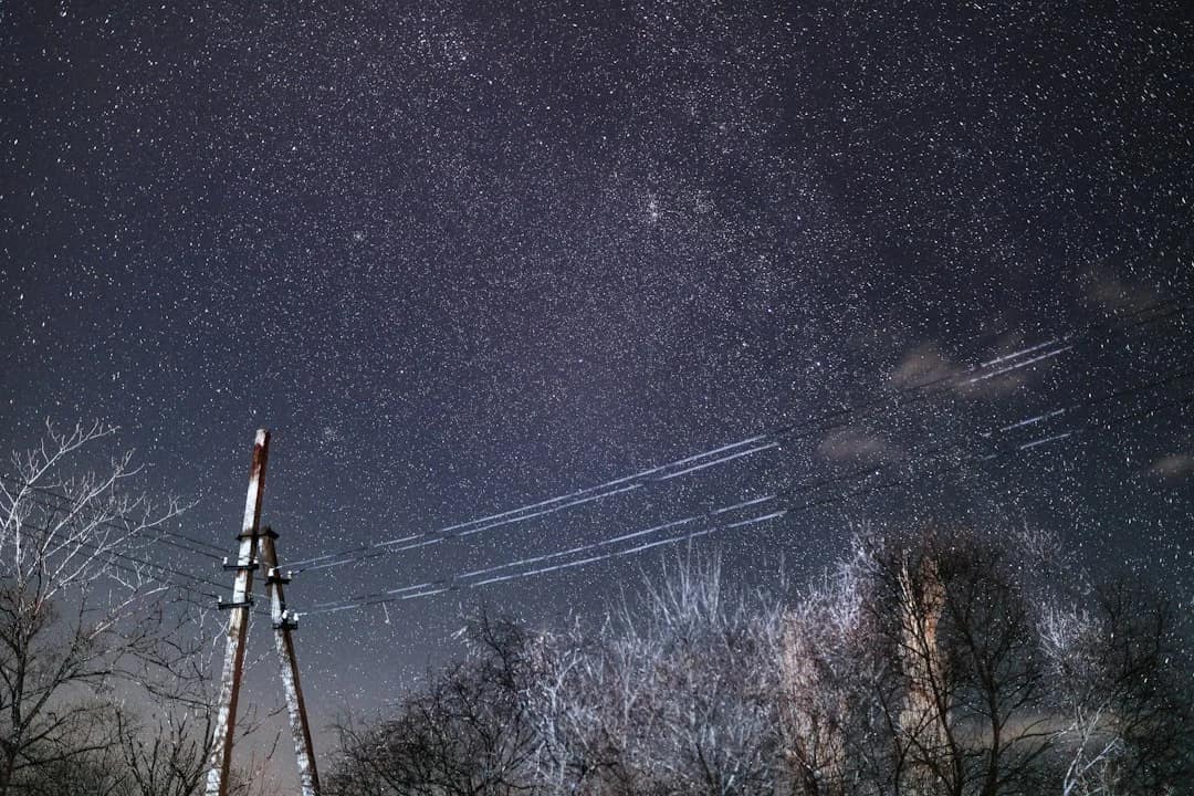 Starlink 没违规,所以不修——这才是最难看的地方
