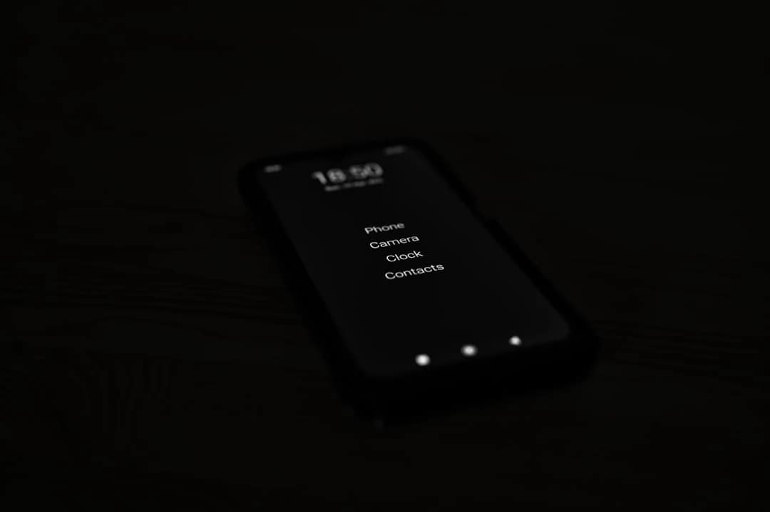 把 AI 聊天从"读"改成"看",一个默认值的事