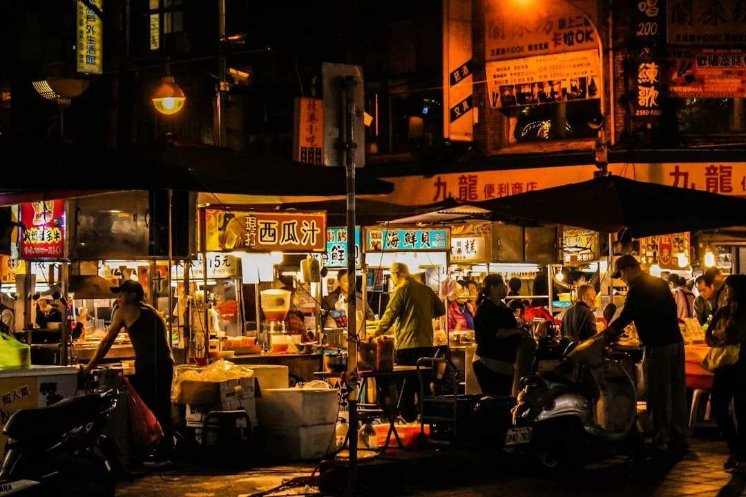 别叫“参加”,叫“出摊”