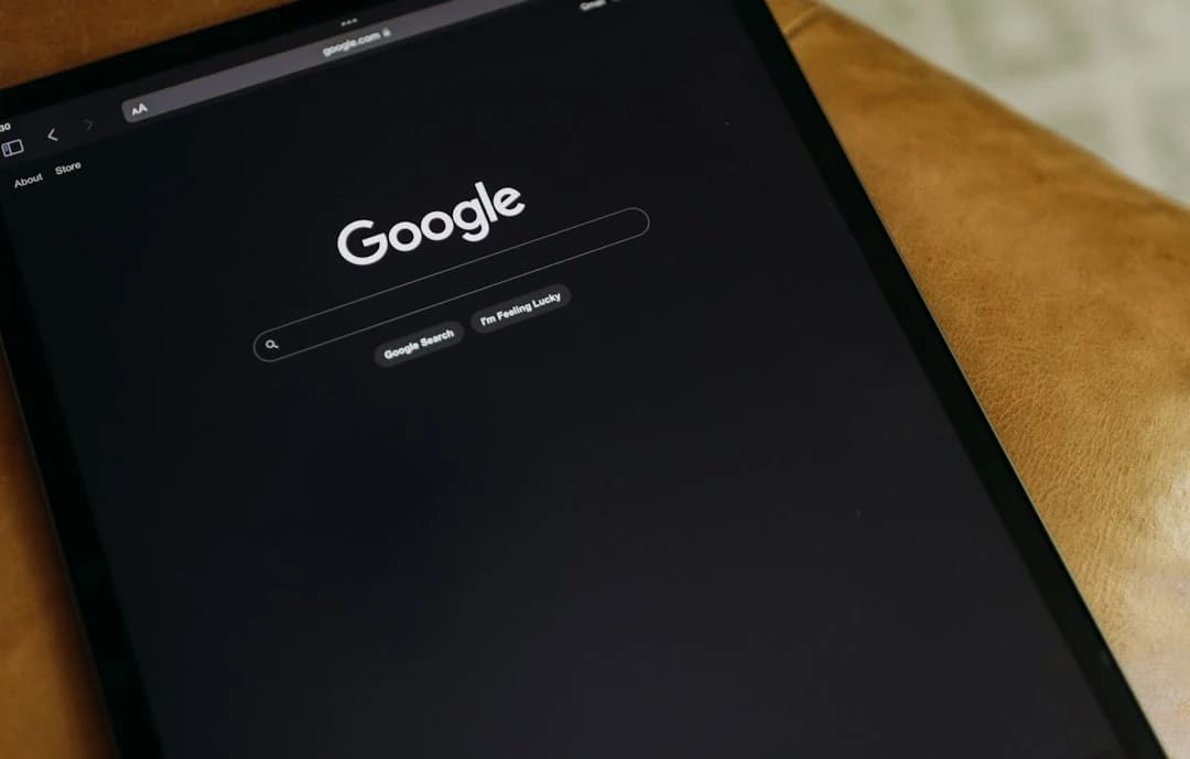 Google Photos 备份弹窗没人回,我干脆把通知权限这头牛钻了